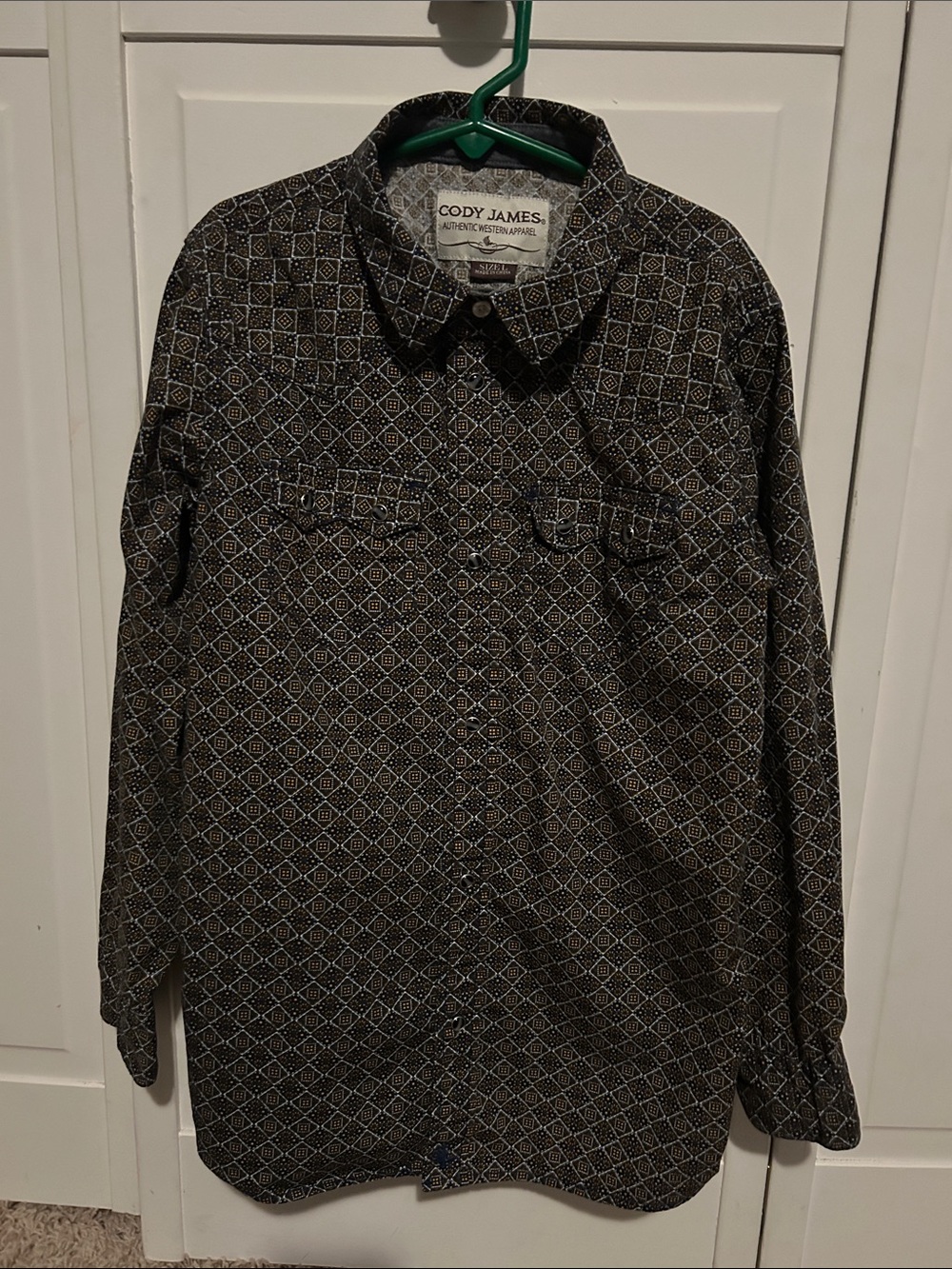 Cody James Boys' Geometric Black & Tan Button-Down Shirt